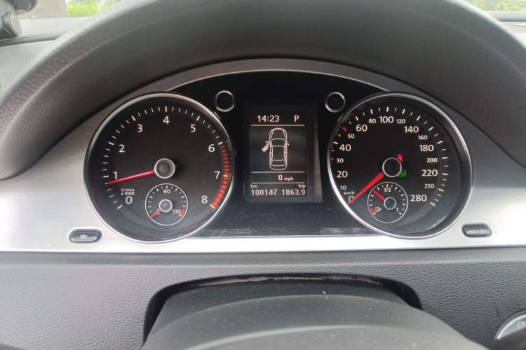 Used Volkswagen FAW-Volkswagen CC 2011 1.8TSI Luxury Model Instrument Cluster