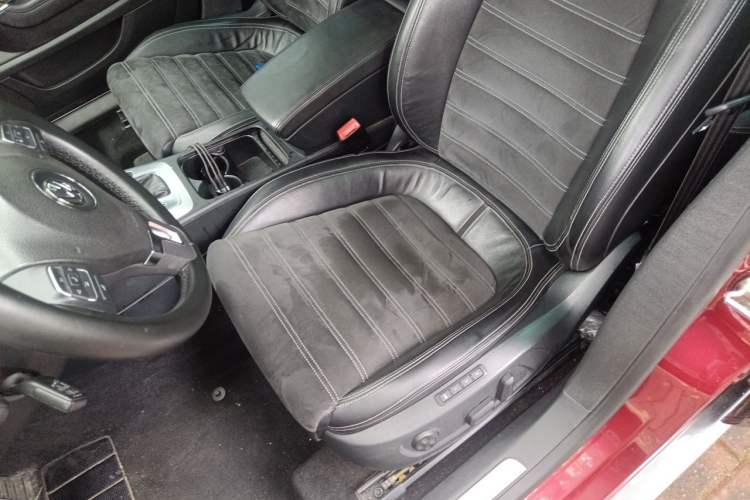 Used Volkswagen FAW-Volkswagen CC 2011 1.8TSI Luxury Model Left Front Seat