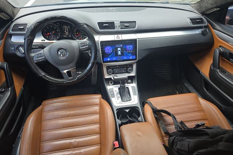 Used Volkswagen FAW-Volkswagen CC 2011 2.0 TSI Luxury Edition Center Console