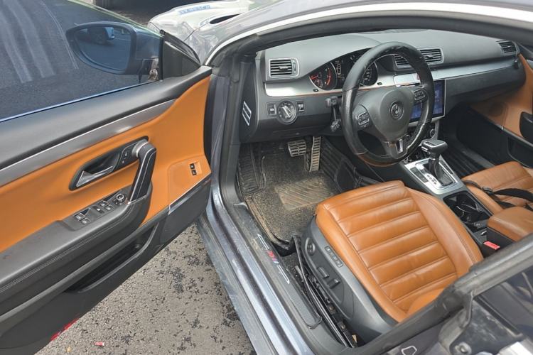 Used Volkswagen FAW-Volkswagen CC 2011 2.0 TSI Luxury Edition Driver Seat