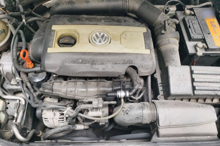Used Volkswagen FAW-Volkswagen CC 2011 2.0 TSI Ultimate Edition Engine Bay