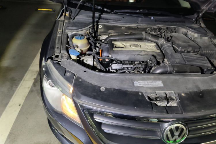 Used Volkswagen FAW-Volkswagen CC 2011 2.0 TSI Ultimate Edition Engine Bay Right