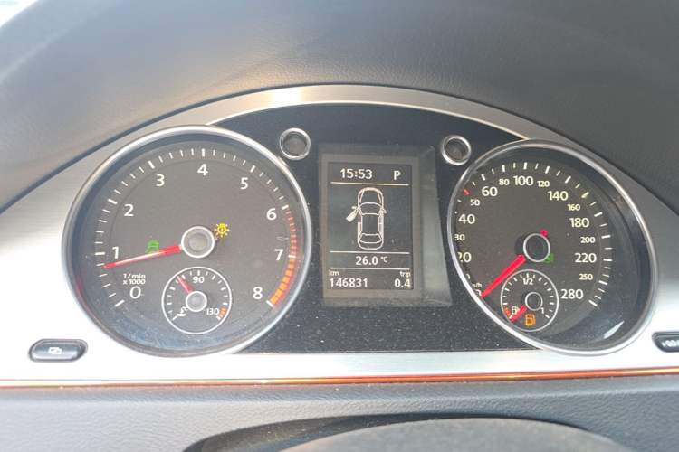 Used Volkswagen FAW-Volkswagen CC 2011 2.0 TSI Luxury Edition Instrument Cluster