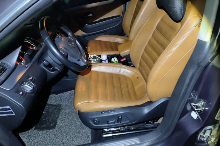 Used Volkswagen FAW-Volkswagen CC 2011 2.0 TSI Ultimate Edition Left Front Seat