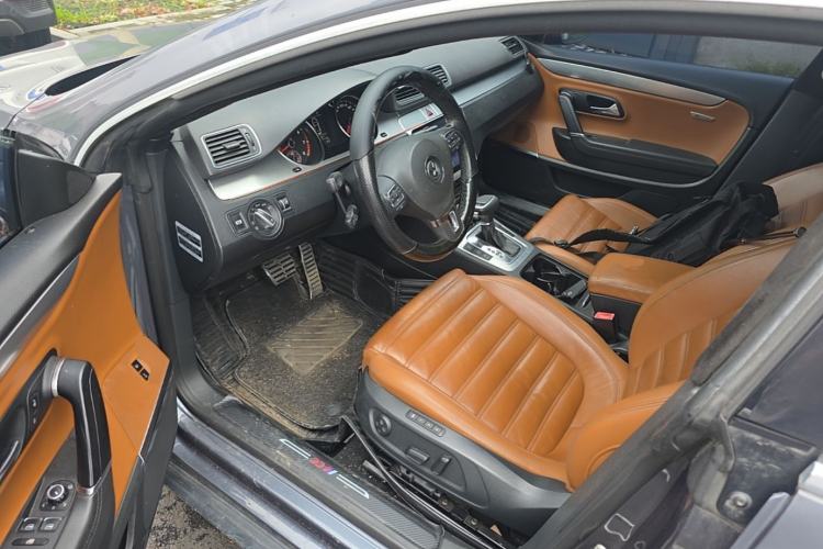 Used Volkswagen FAW-Volkswagen CC 2011 2.0 TSI Luxury Edition Left Front Seat