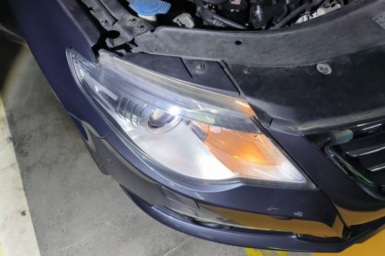 Used Volkswagen FAW-Volkswagen CC 2011 2.0 TSI Ultimate Edition Right Front Headlight
