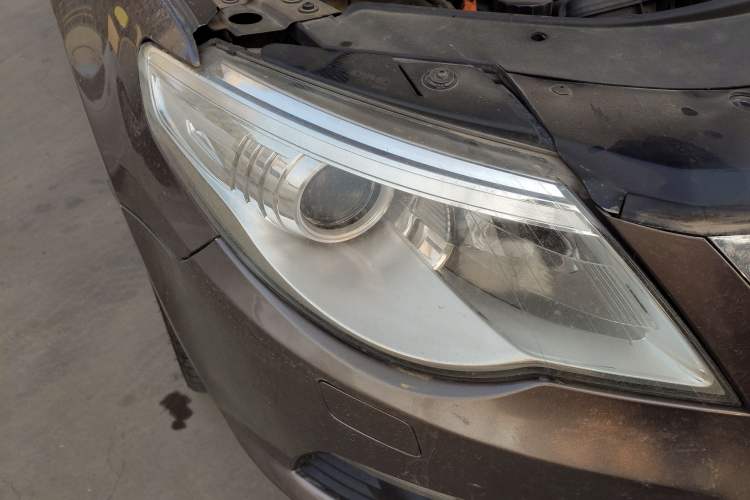 Used Volkswagen FAW-Volkswagen CC 2011 2.0 TSI Luxury Edition Right Front Headlight