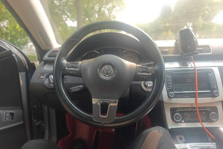 Used Volkswagen FAW-Volkswagen CC 2011 1.8TSI Luxury Model Steering Wheel