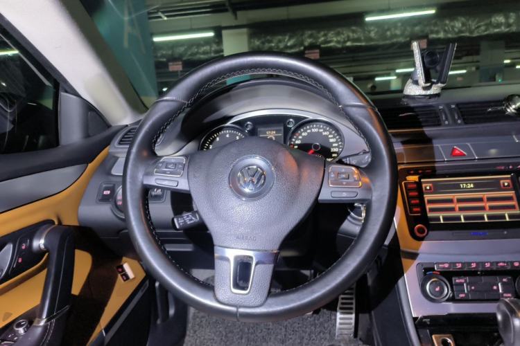 Used Volkswagen FAW-Volkswagen CC 2011 2.0 TSI Ultimate Edition Steering Wheel