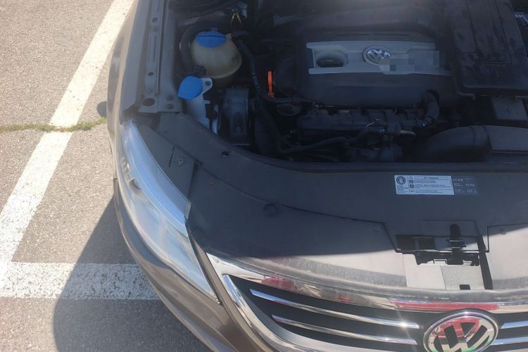 Used Volkswagen FAW-Volkswagen CC 2011 1.8TSI Luxury Model Engine Bay Right