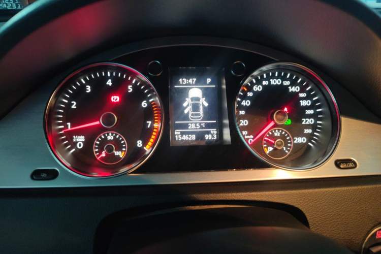 Used Volkswagen FAW-Volkswagen CC 2011 2.0 TSI Ultimate Edition Instrument Cluster