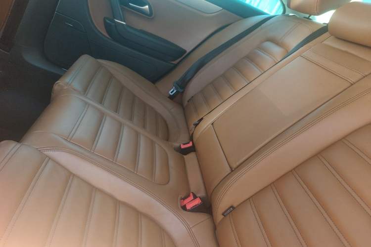 Used Volkswagen FAW-Volkswagen CC 2011 1.8TSI Luxury Model Left Rear Seat