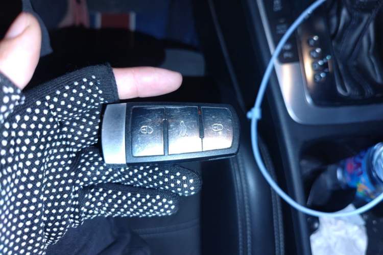 Used Volkswagen FAW-Volkswagen CC 2011 2.0 TSI Ultimate Edition Vehicle Key