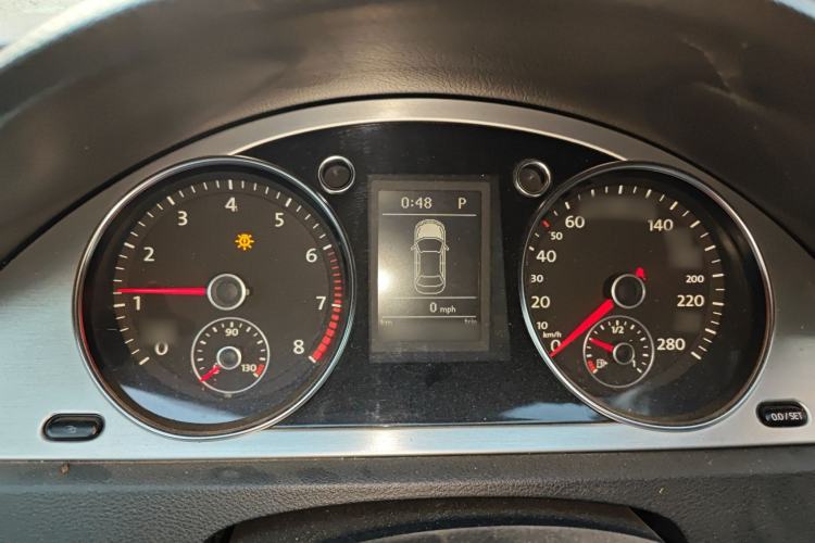 Used Volkswagen FAW-Volkswagen CC 2011 1.8TSI Luxury Model Instrument Cluster