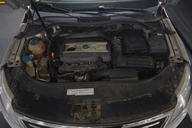 Used Volkswagen FAW-Volkswagen CC 2011 2.0 TSI Luxury Edition Engine Bay