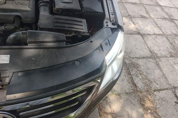 Used Volkswagen FAW-Volkswagen CC 2011 2.0 TSI Ultimate Edition Engine Bay Left