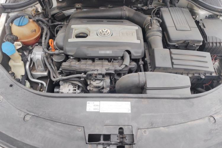 Used Volkswagen FAW-Volkswagen CC 2011 2.0 TSI Luxury Edition Engine Bay