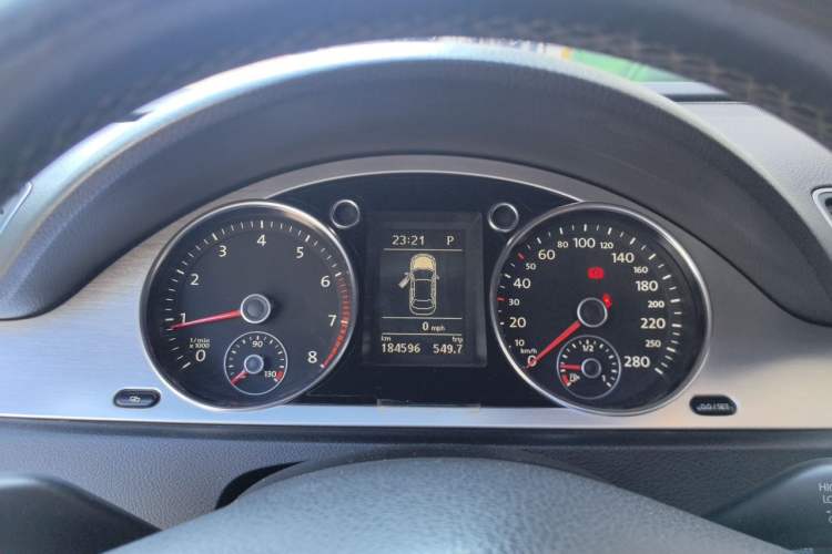 Used Volkswagen FAW-Volkswagen CC 2011 1.8TSI Luxury Model Instrument Cluster