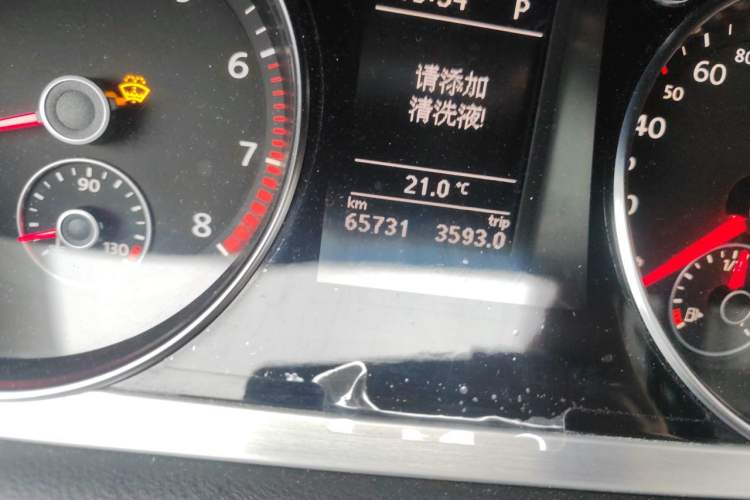 Used Volkswagen FAW-Volkswagen CC 2011 2.0 TSI Luxury Edition Odometer Close Up