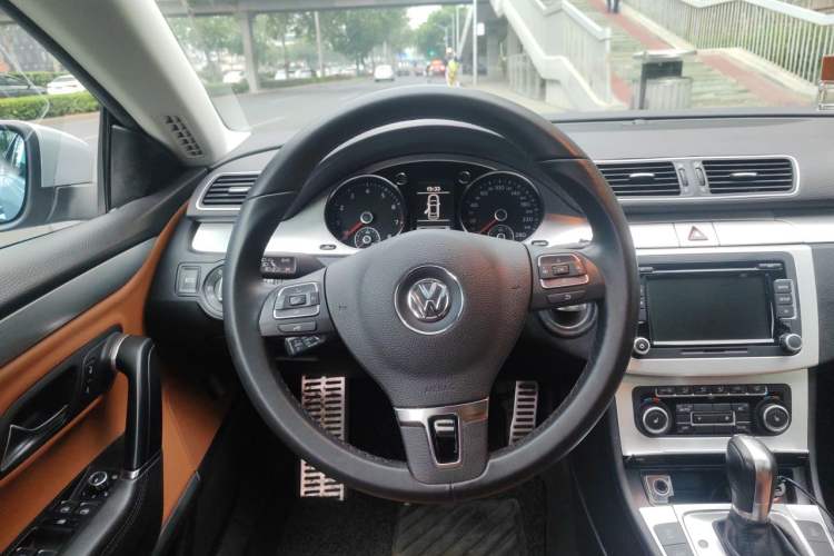 Used Volkswagen FAW-Volkswagen CC 2011 2.0 TSI Luxury Edition Steering Wheel