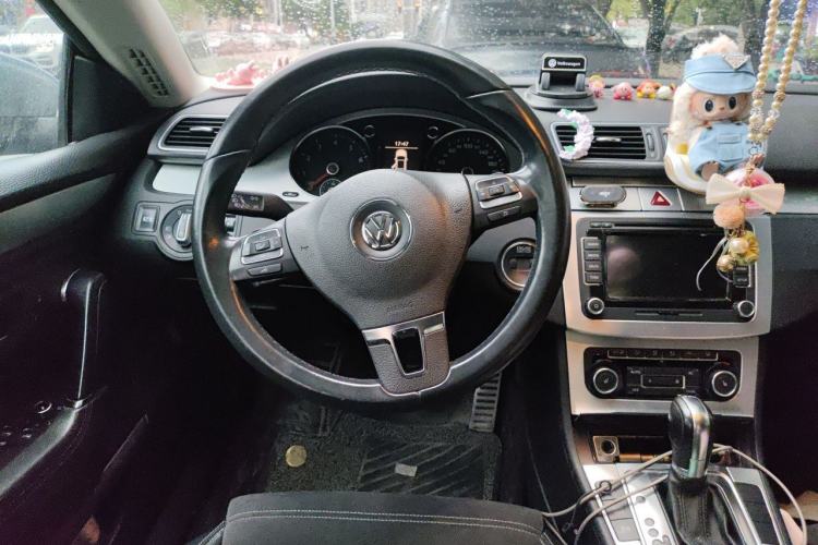 Used Volkswagen FAW-Volkswagen CC 2011 1.8TSI Luxury Model Steering Wheel