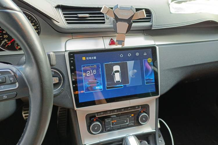 Used Volkswagen FAW-Volkswagen CC 2011 2.0 TSI Luxury Edition Audio And AC Panel
