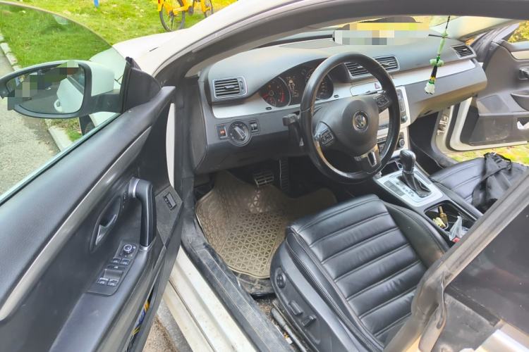 Used Volkswagen FAW-Volkswagen CC 2011 1.8 TSI Prestige Model Driver Seat