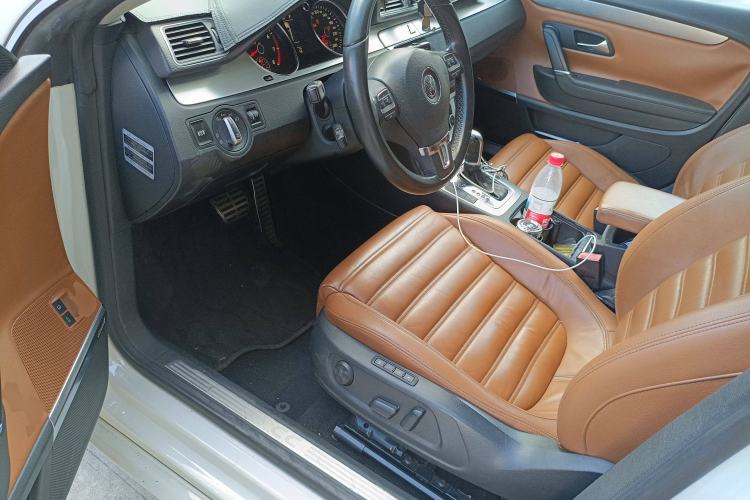 Used Volkswagen FAW-Volkswagen CC 2011 2.0 TSI Luxury Edition Driver Seat