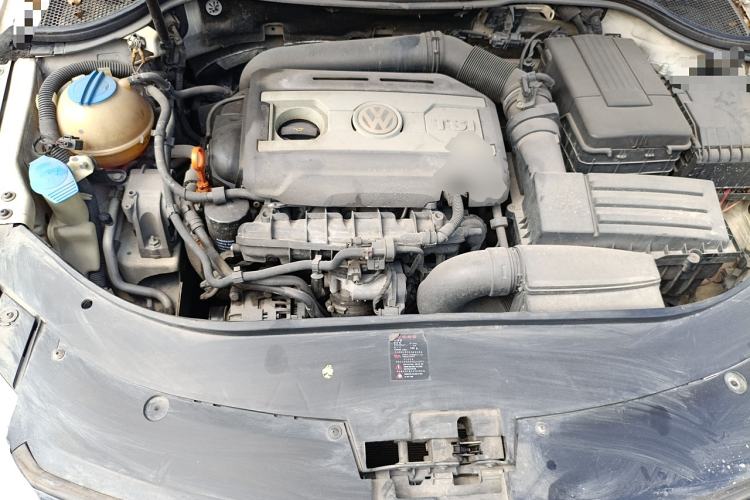 Used Volkswagen FAW-Volkswagen CC 2011 2.0 TSI Luxury Edition Engine Bay