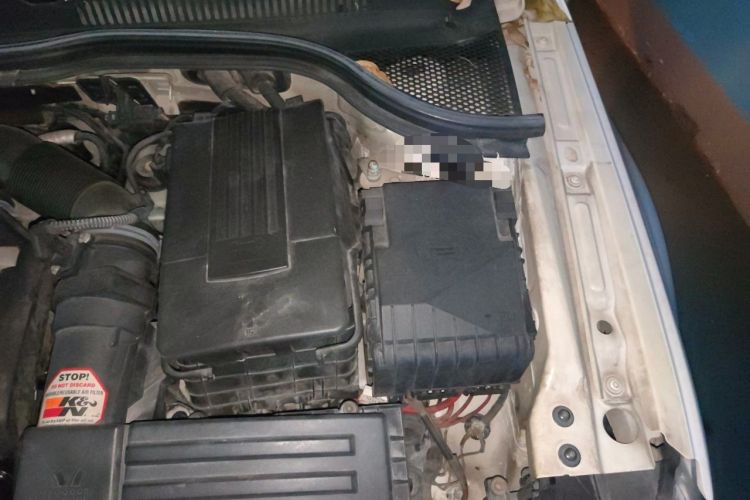 Used Volkswagen FAW-Volkswagen CC 2011 2.0 TSI Luxury Edition Engine Bay Left