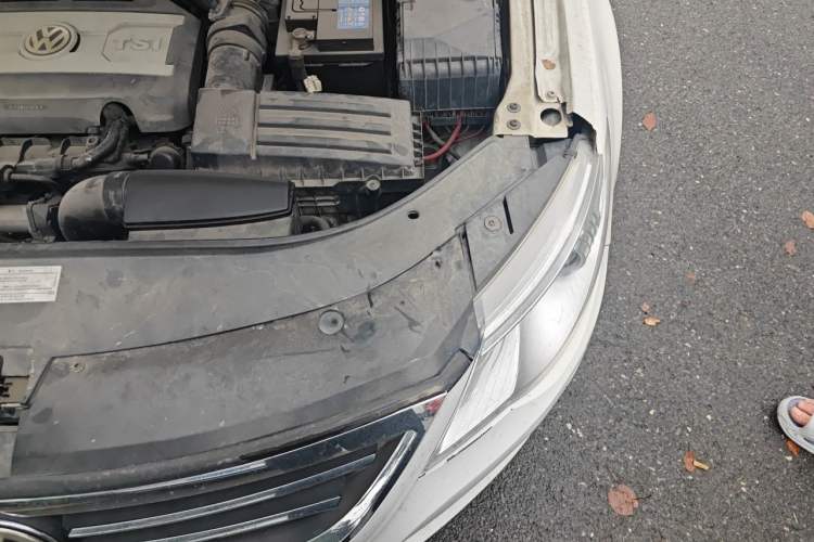 Used Volkswagen FAW-Volkswagen CC 2011 2.0 TSI Ultimate Edition Engine Bay Left
