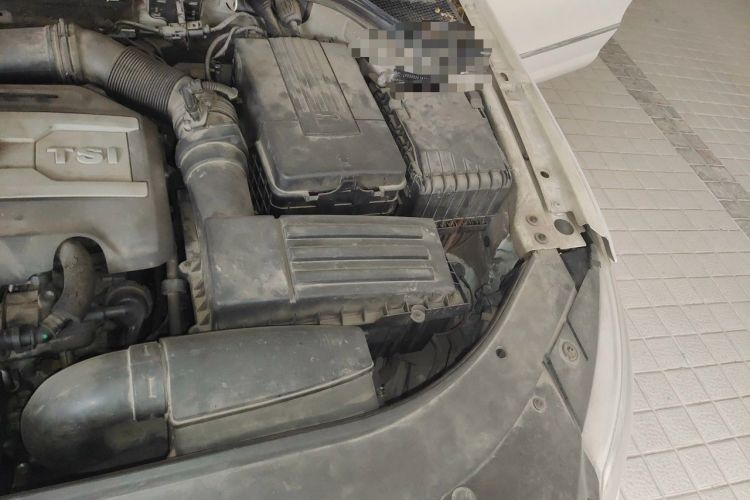 Used Volkswagen FAW-Volkswagen CC 2011 2.0 TSI Ultimate Edition Engine Bay Left
