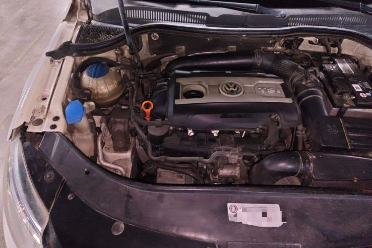 Used Volkswagen FAW-Volkswagen CC 2011 2.0 TSI Ultimate Edition Engine Bay Right