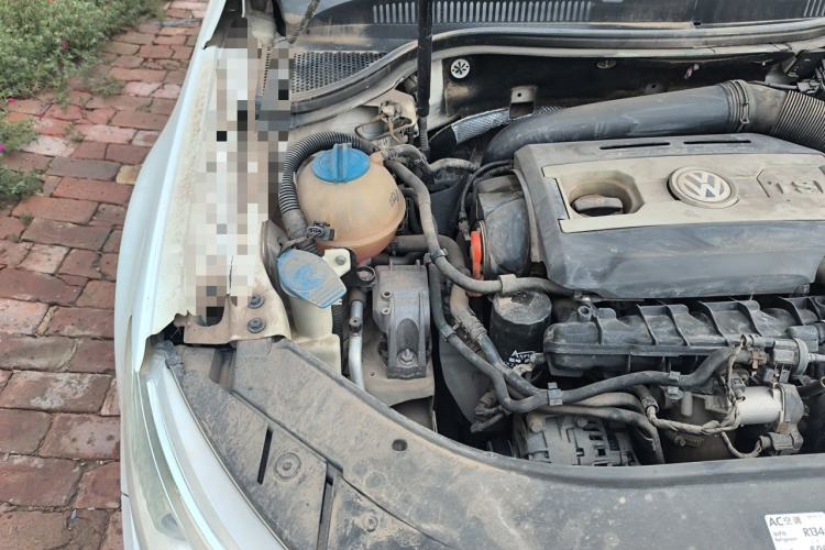Used Volkswagen FAW-Volkswagen CC 2011 2.0 TSI Luxury Edition Engine Bay Right