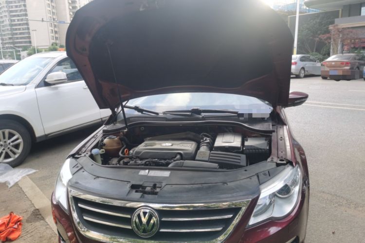 Used Volkswagen FAW-Volkswagen CC 2011 2.0 TSI Ultimate Edition Engine Bay