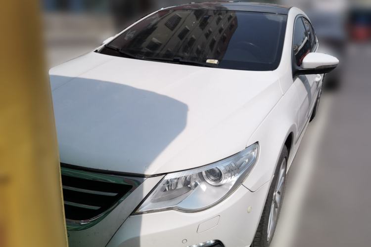 Used Volkswagen FAW-Volkswagen CC 2011 2.0 TSI Luxury Edition Front