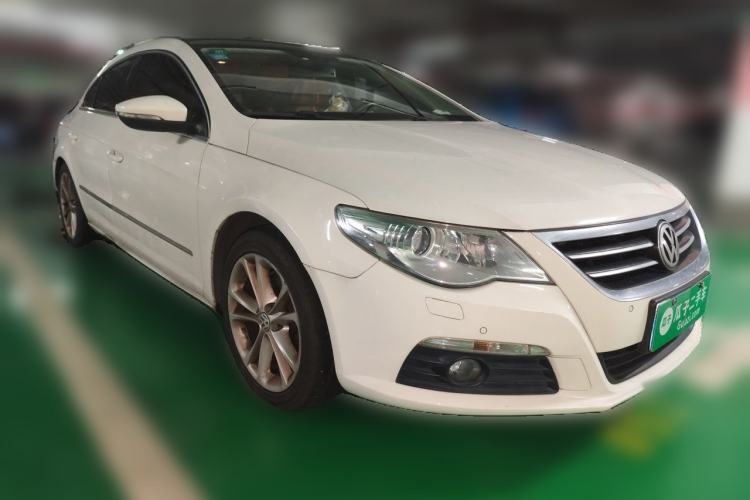Used Volkswagen FAW-Volkswagen CC 2011 1.8TSI Luxury Model Front Right 45 Deg