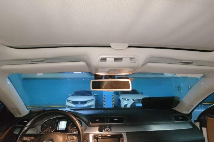 Used Volkswagen FAW-Volkswagen CC 2011 2.0 TSI Luxury Edition Headliner