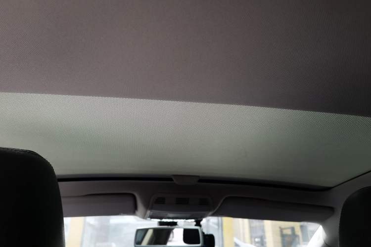 Used Volkswagen FAW-Volkswagen CC 2011 2.0 TSI Luxury Edition Headliner
