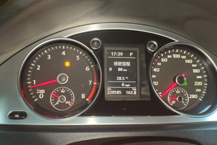 Used Volkswagen FAW-Volkswagen CC 2011 1.8TSI Luxury Model Instrument Cluster