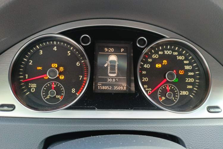 Used Volkswagen FAW-Volkswagen CC 2011 2.0 TSI Luxury Edition Instrument Cluster