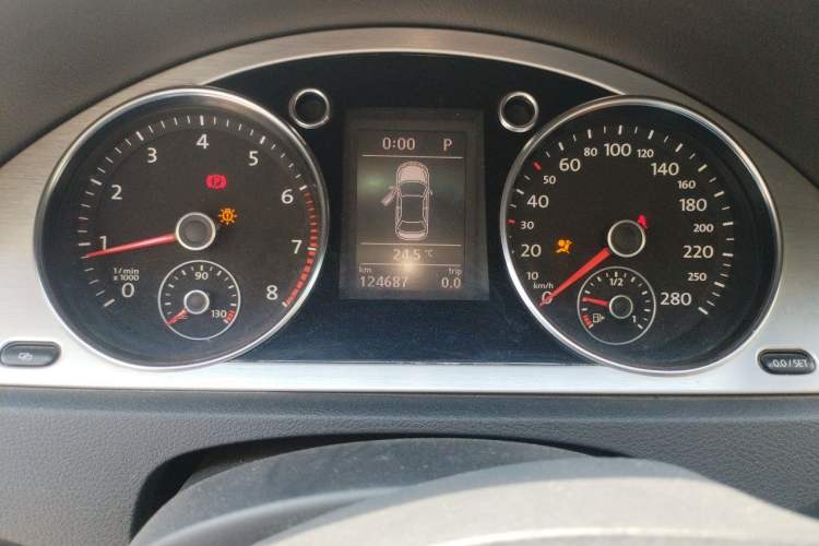 Used Volkswagen FAW-Volkswagen CC 2011 1.8TSI Luxury Model Instrument Cluster
