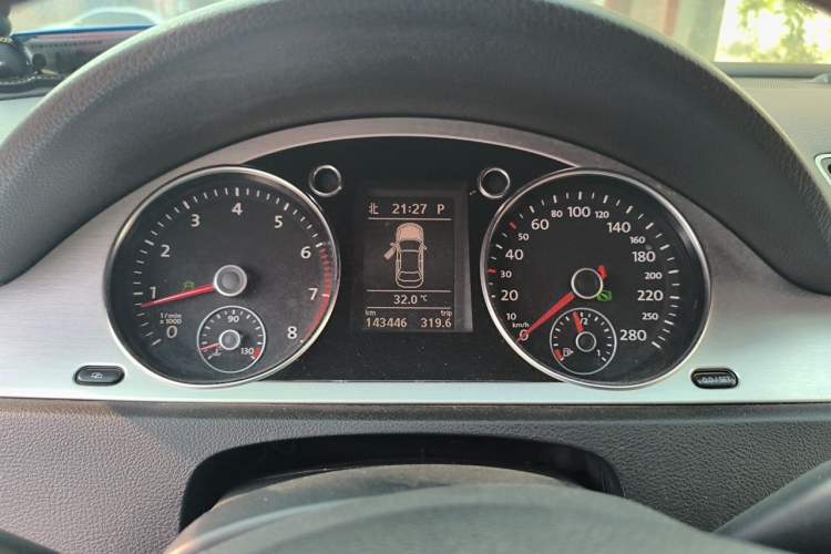 Used Volkswagen FAW-Volkswagen CC 2011 2.0 TSI Luxury Edition Instrument Cluster