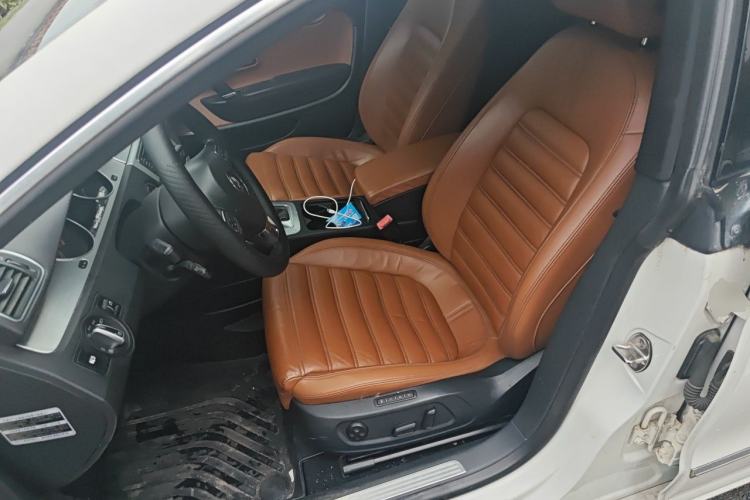 Used Volkswagen FAW-Volkswagen CC 2011 2.0 TSI Ultimate Edition Left Front Seat