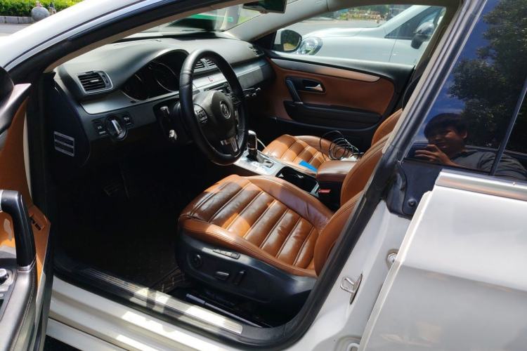 Used Volkswagen FAW-Volkswagen CC 2011 2.0 TSI Ultimate Edition Left Front Seat