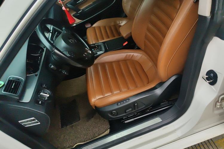 Used Volkswagen FAW-Volkswagen CC 2011 2.0 TSI Ultimate Edition Left Front Seat