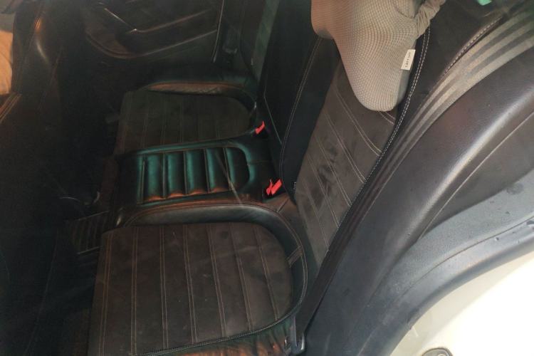 Used Volkswagen FAW-Volkswagen CC 2011 1.8TSI Luxury Model Left Rear Seat