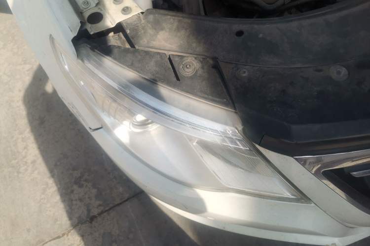 Used Volkswagen FAW-Volkswagen CC 2011 2.0 TSI Luxury Edition Right Front Headlight