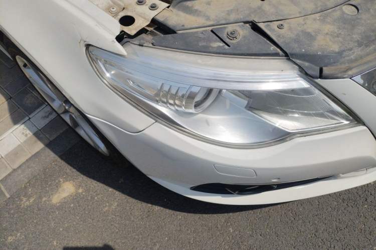 Used Volkswagen FAW-Volkswagen CC 2011 1.8TSI Luxury Model Right Front Headlight