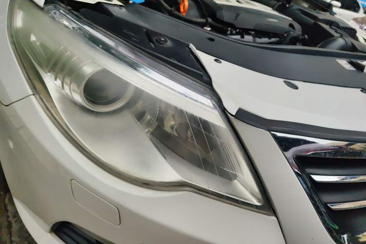 Used Volkswagen FAW-Volkswagen CC 2011 2.0 TSI Ultimate Edition Right Front Headlight